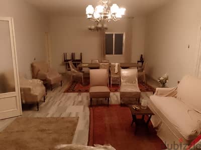 Furnished apartment in Gemmayzeh for rent 185 Sqm