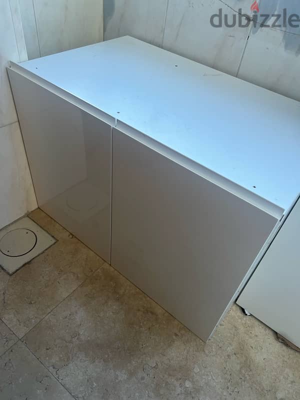 white cabinet with drawers 2