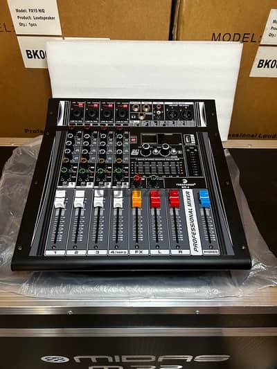 mixer powered 4 channel