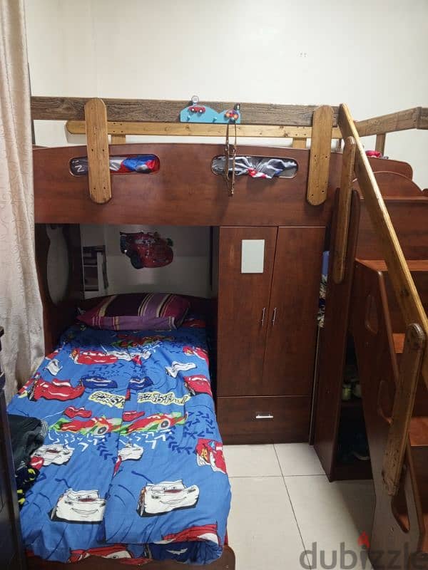 kids bedroom good condition 1