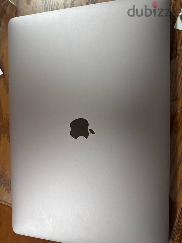 Macbook Pro 16” 2019 Core i9 32GB Ram 1TB SSD Radeon Pro 5500M 8GB 1