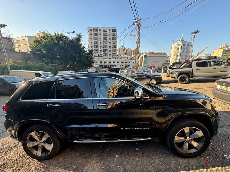 Jeep  Grand Cherokee Overland 2015 0