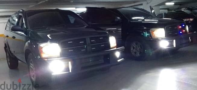 2 Dodge Durango 2004-2005 / twins