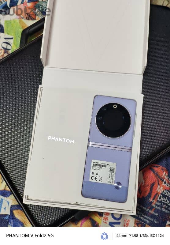 tecno phantom v flip 1 6