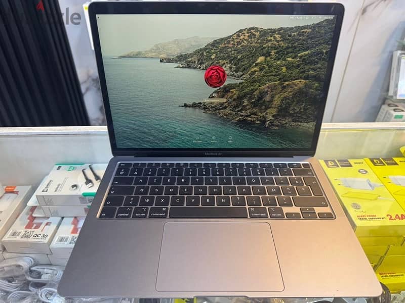 MacBook Air 1 /2020/512GB/13INCH 1