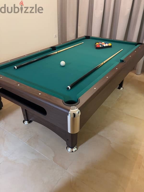 Pool table 7.2 ft wood 2