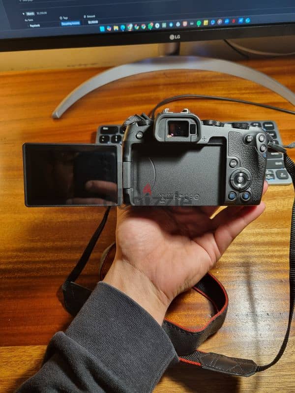 Canon RP Mirrorless Camera 9