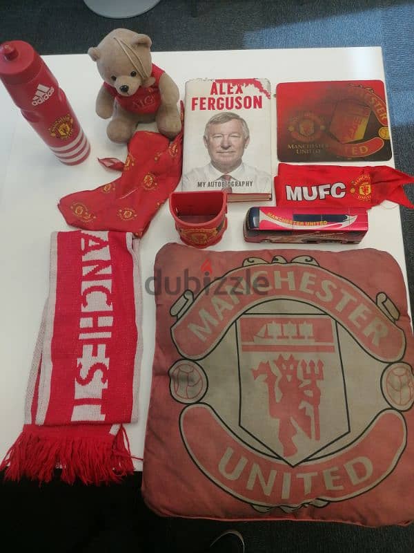 Manchester United stuff, including original 0