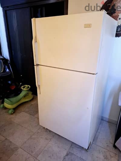 Refrigerator