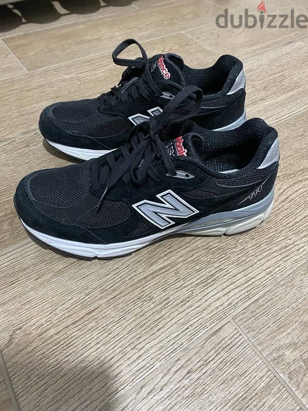 New balance sneakers 990 V3 size 42(fits 43) 2