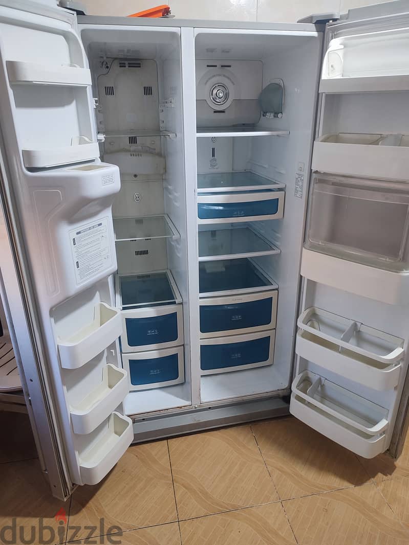 Refrigerator/freezer 2