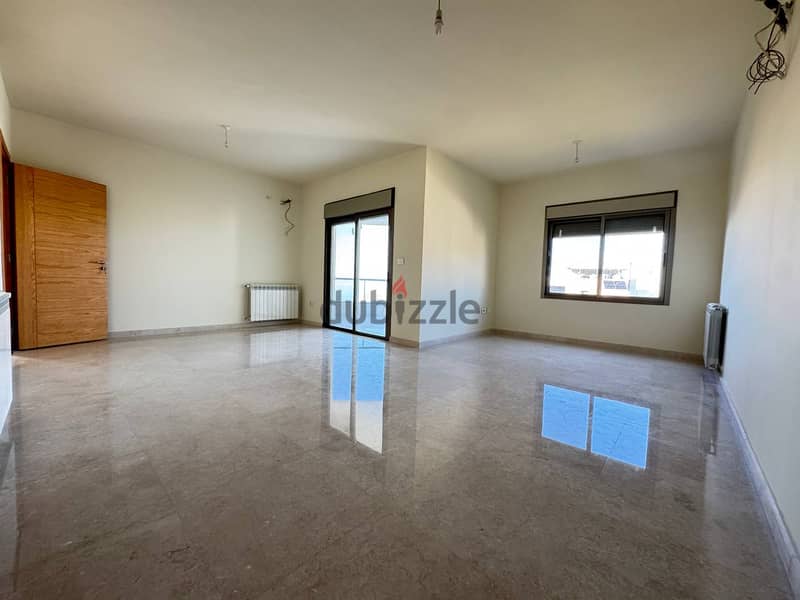 Mazraat Yachoua Metn/ Apartment Super Deluxe for rent - NEVER Occupied 0