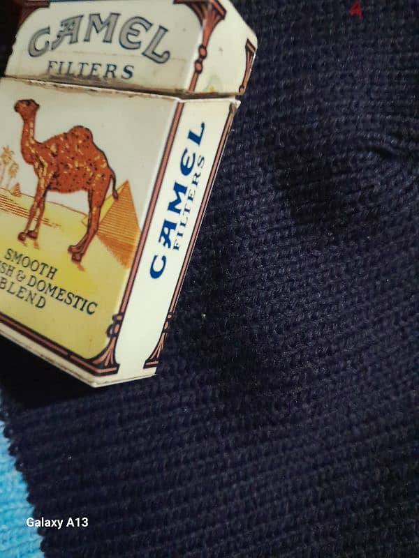 camel lighter. 1