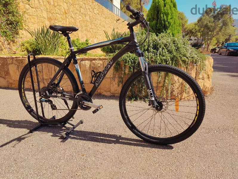 MOUNTAIN BIKE Esperia 29" oil breaks shimano ALTUS 0