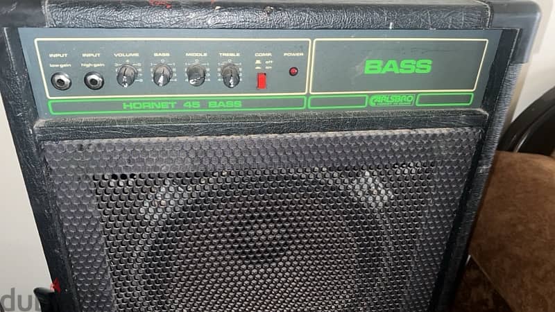 carlsbro bass amp guitar 1