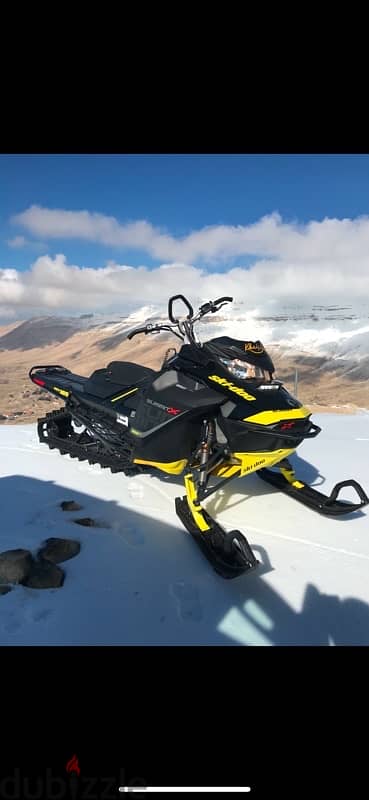 Skidoo summit X  BRP