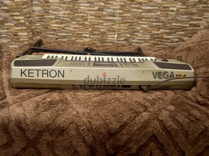 ketron vega infinity plus 4