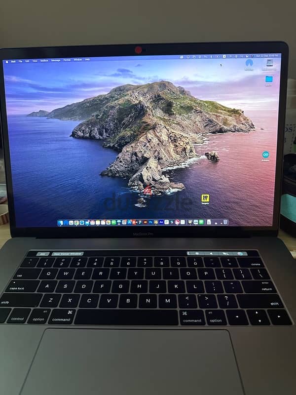 Macbook pro 15in 2016 512GB Space Grey 1