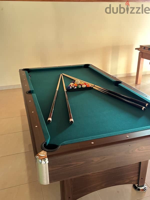 7ft billirad table 3