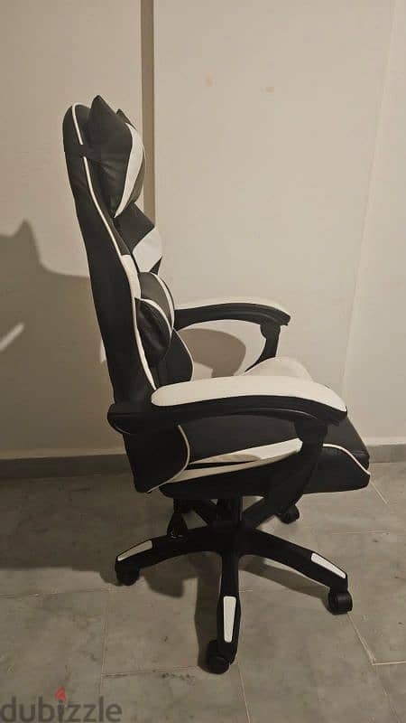 Gaming Chair 1