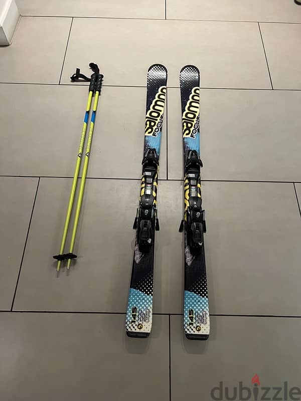 Salomon Ski and poles 1