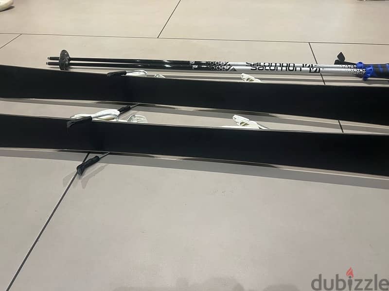 Salomon Ski and poles 5