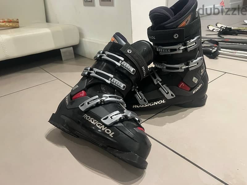 The Rossignol Elite EXP 3 W Ski Boots size EU: 43 1