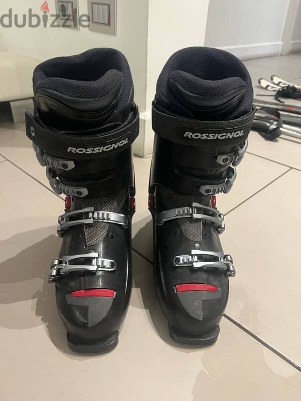 The Rossignol Elite EXP 3 W Ski Boots size EU: 43 2