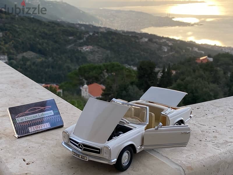 diecast mercedes benz sl pagoda in white scale 1/18 11