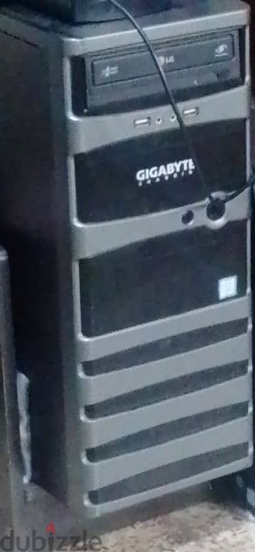 كيس لينوفو ميني و كيس GiGABYTE 0