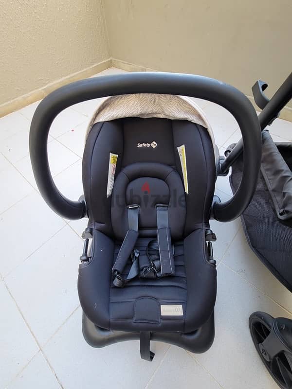 Baby stroller & car seat (Safety 1st brand) 2