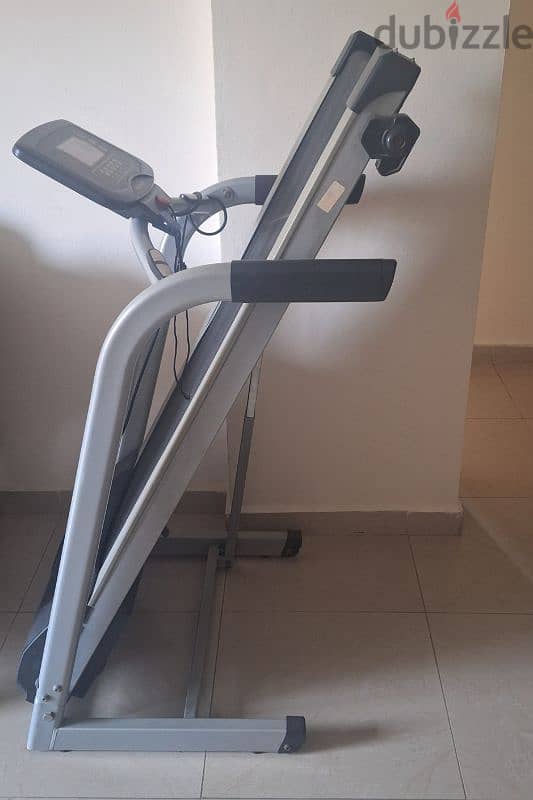 New treadmill b 75$ 0