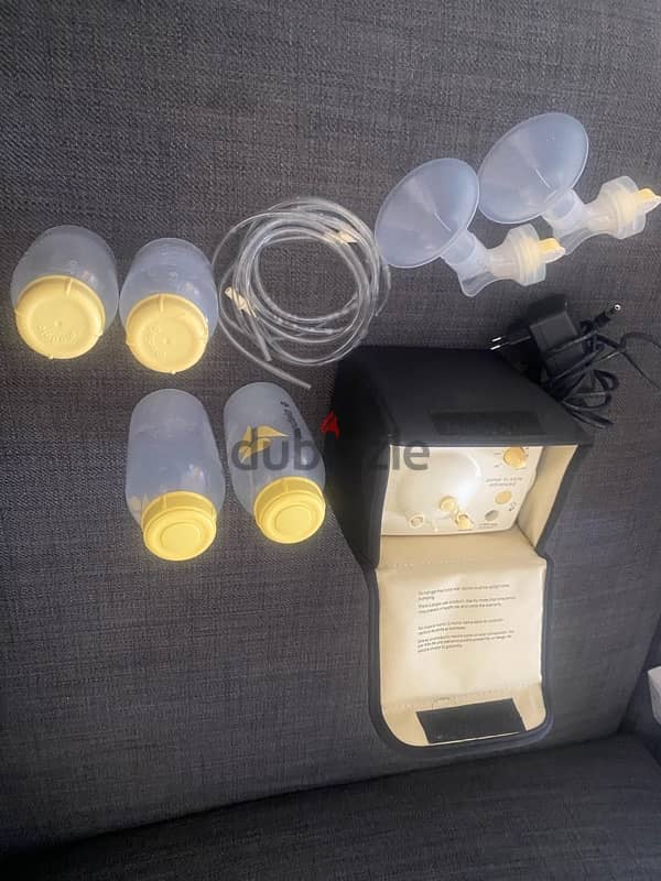 Medela double breast pump 1