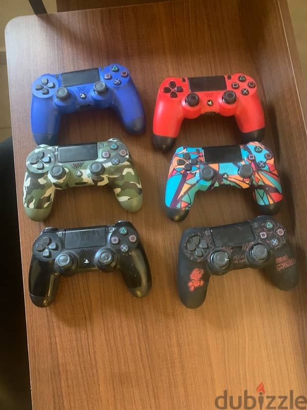 PS4 controllers 0