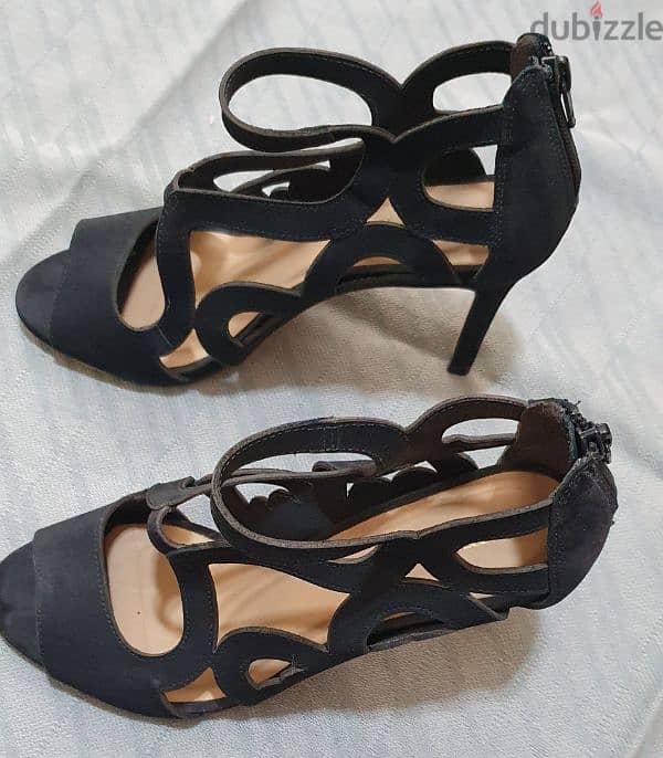 Sandal Used like new 3 $ beyrout ashrafiye 03723895 5