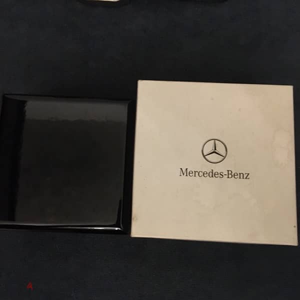 Mercedes Benz 2