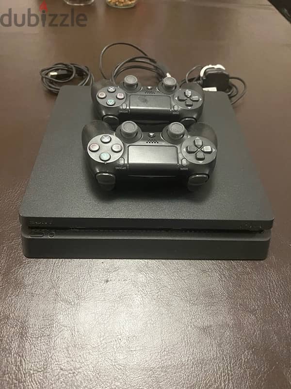 ps4 800 gb with 2 controllers -play station 4 5