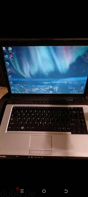 Toshiba laptop used and clean 0