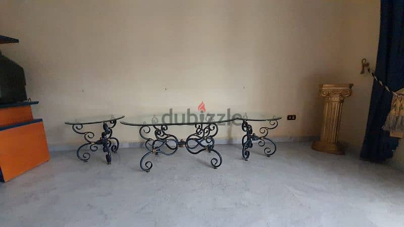 bedrooms, salon dinning room tables 2 AC 4