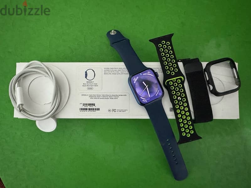 Apple Watch Series 7 45mm (Navy) 1