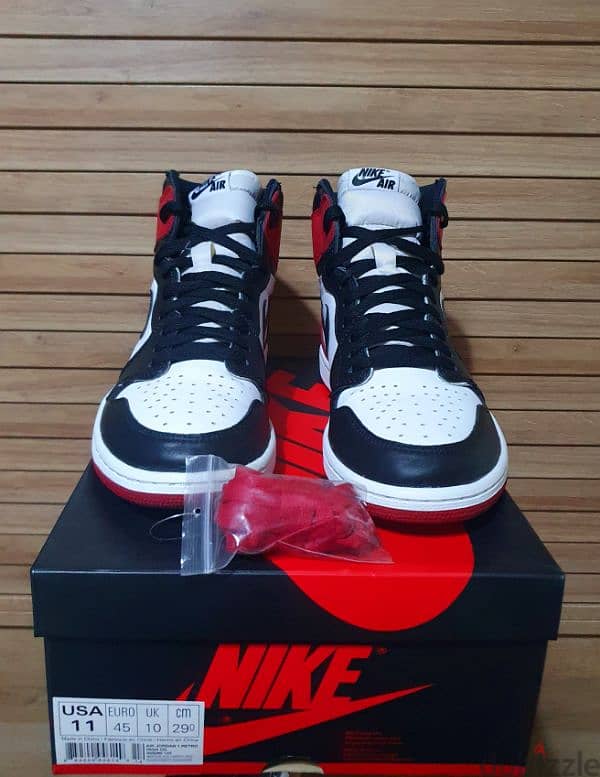 Air Jordan 1 OG "Black Toe" 2016 1