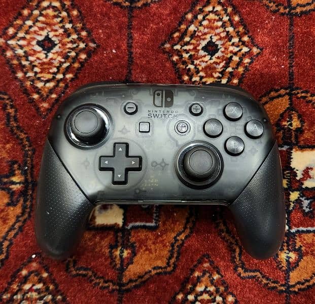 Nintendo switch pro controller 1