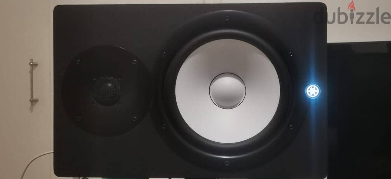 Yamaha HS8 Near Field Studio Monitor x 2 4