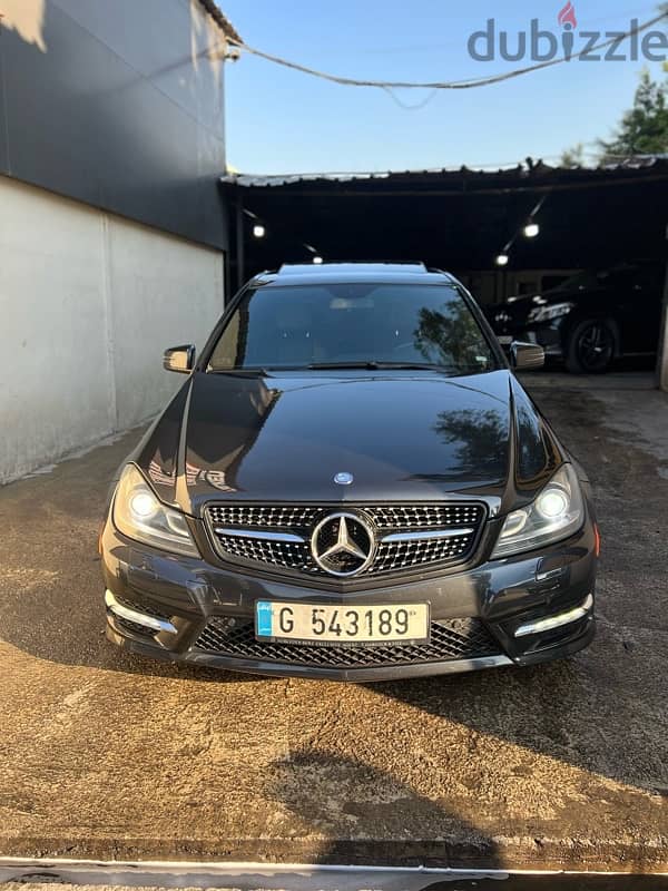 C 250 4matic V6  2012 No Accidents,Very Clean Car!! 0