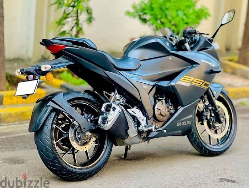 Suzuki Gixxer Sf 2022 Black edition 0