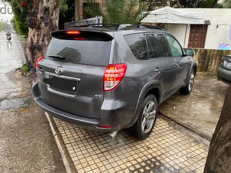 Toyota Rav 4 2011 0