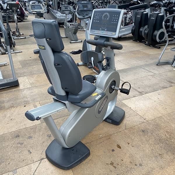 technogym 4 mknet mash7one mn america like new 1