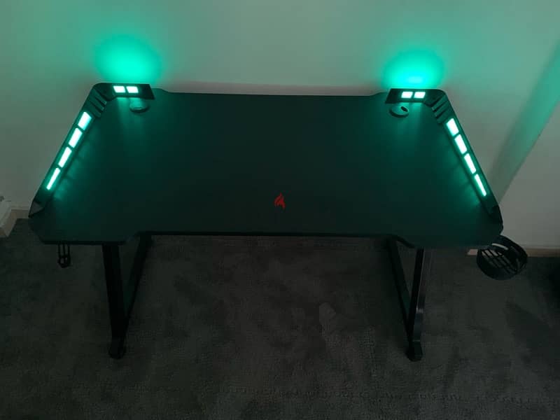 Gaming Desk Z-Shaped, RGB, Carbon Fiber Black 1