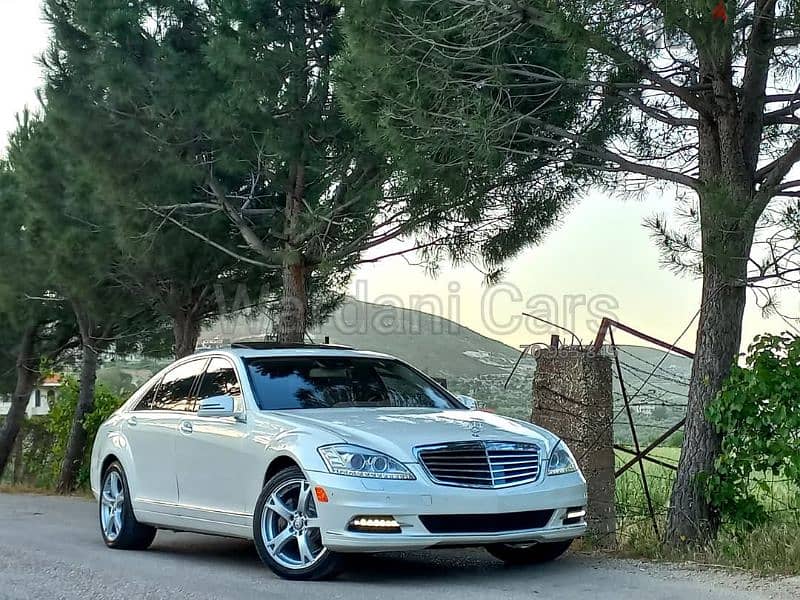 2013 Mercedes-Benz S550 L 0