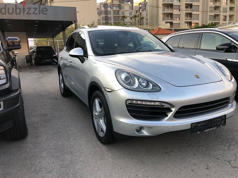 Porsche Cayenne S 2011 0